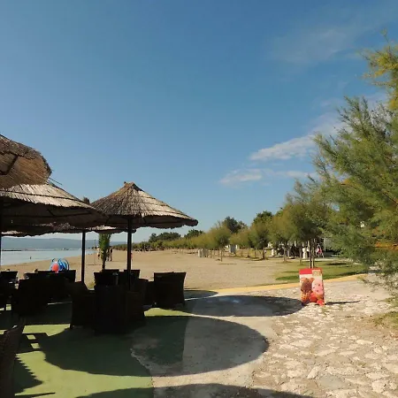 شقة Kovacic أوميس